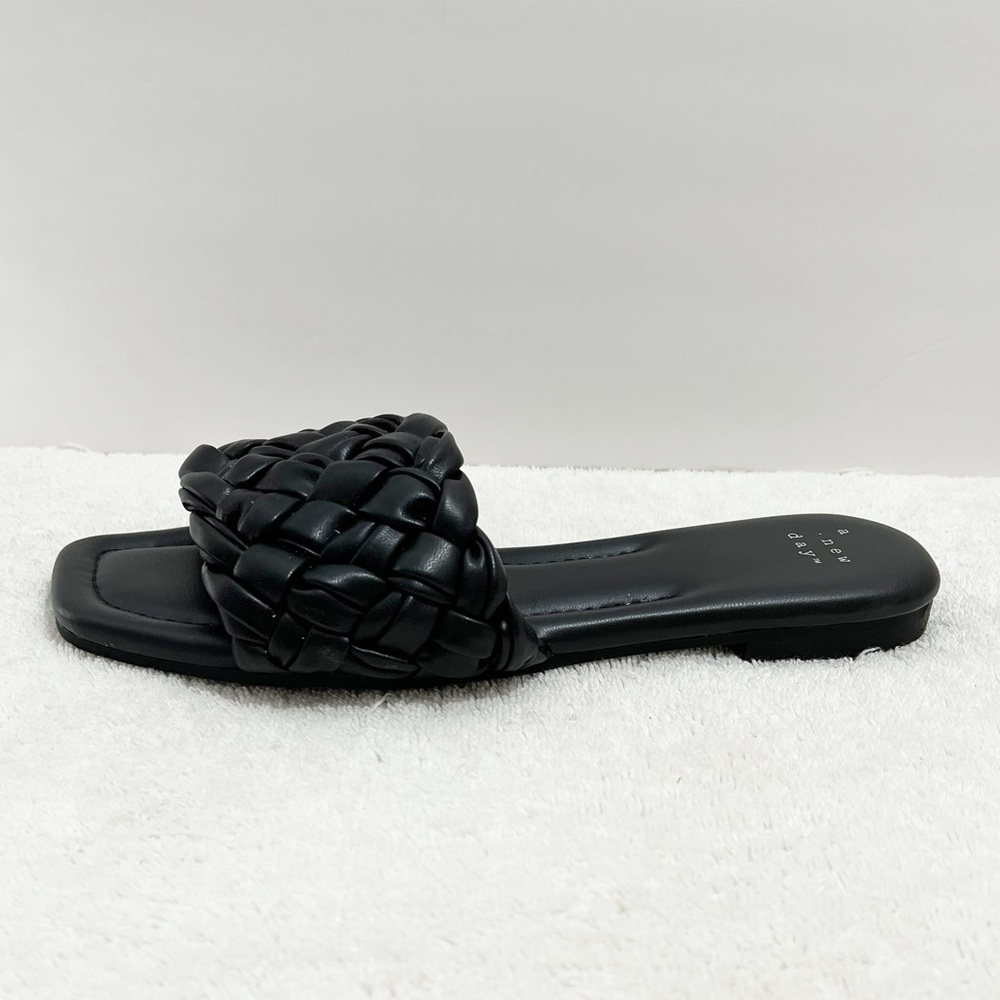 [A New Day]Black Flat Slip-On Sandals Faux Leather Braided Strap Vacation 7.5